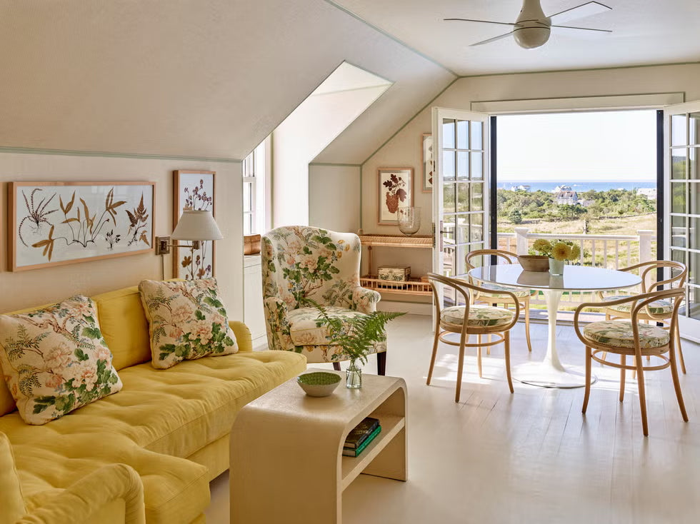 A MASTER BEDROOM SUITE IN AN HISTORIC BLOCK ISLAND HOME
