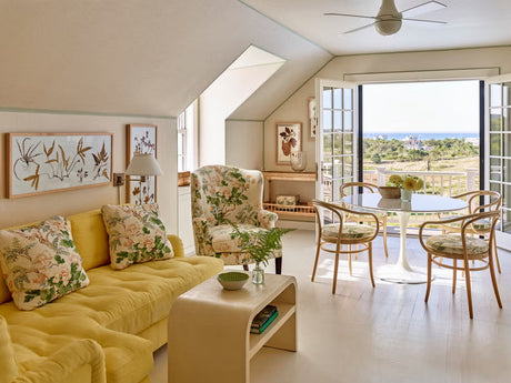 A MASTER BEDROOM SUITE IN AN HISTORIC BLOCK ISLAND HOME