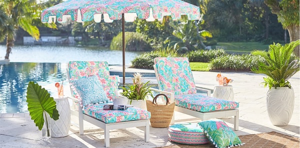 lilly pulitzer seaspray blue lovers coral beach patio umbrella Lilliana | Coral beachy touch Lilly Pulitzer Mermaid Cove Umbrella