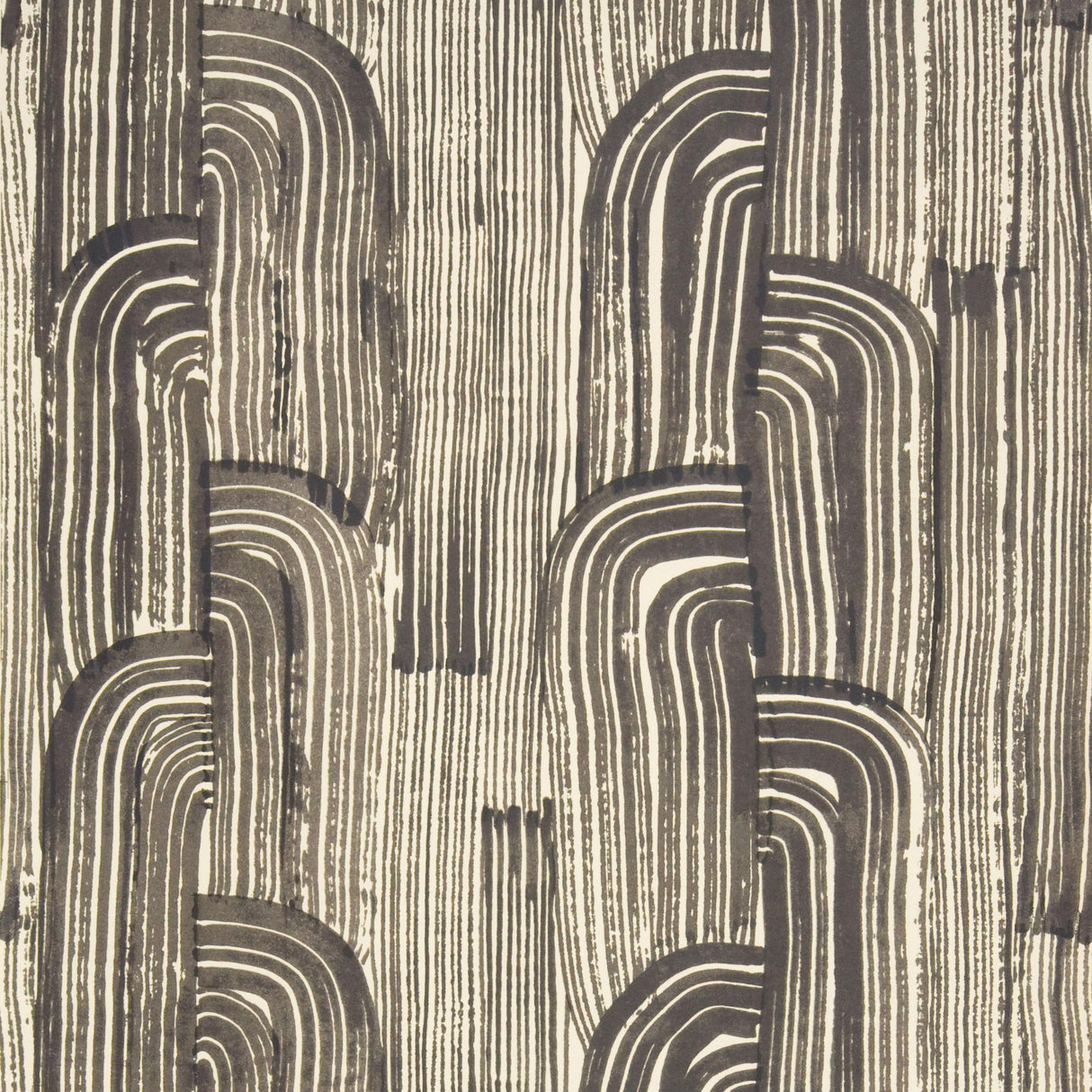 Lee Jofa CRESCENT PAPER EBONY/CREAM Wallpaper