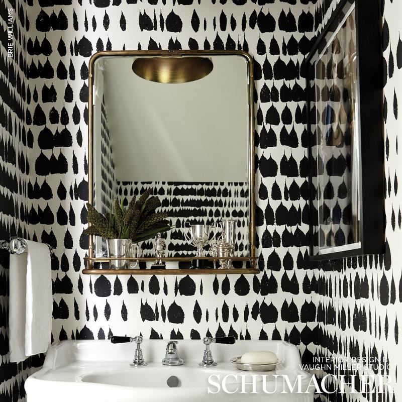 Schumacher Queen Of Spain Black Wallpaper