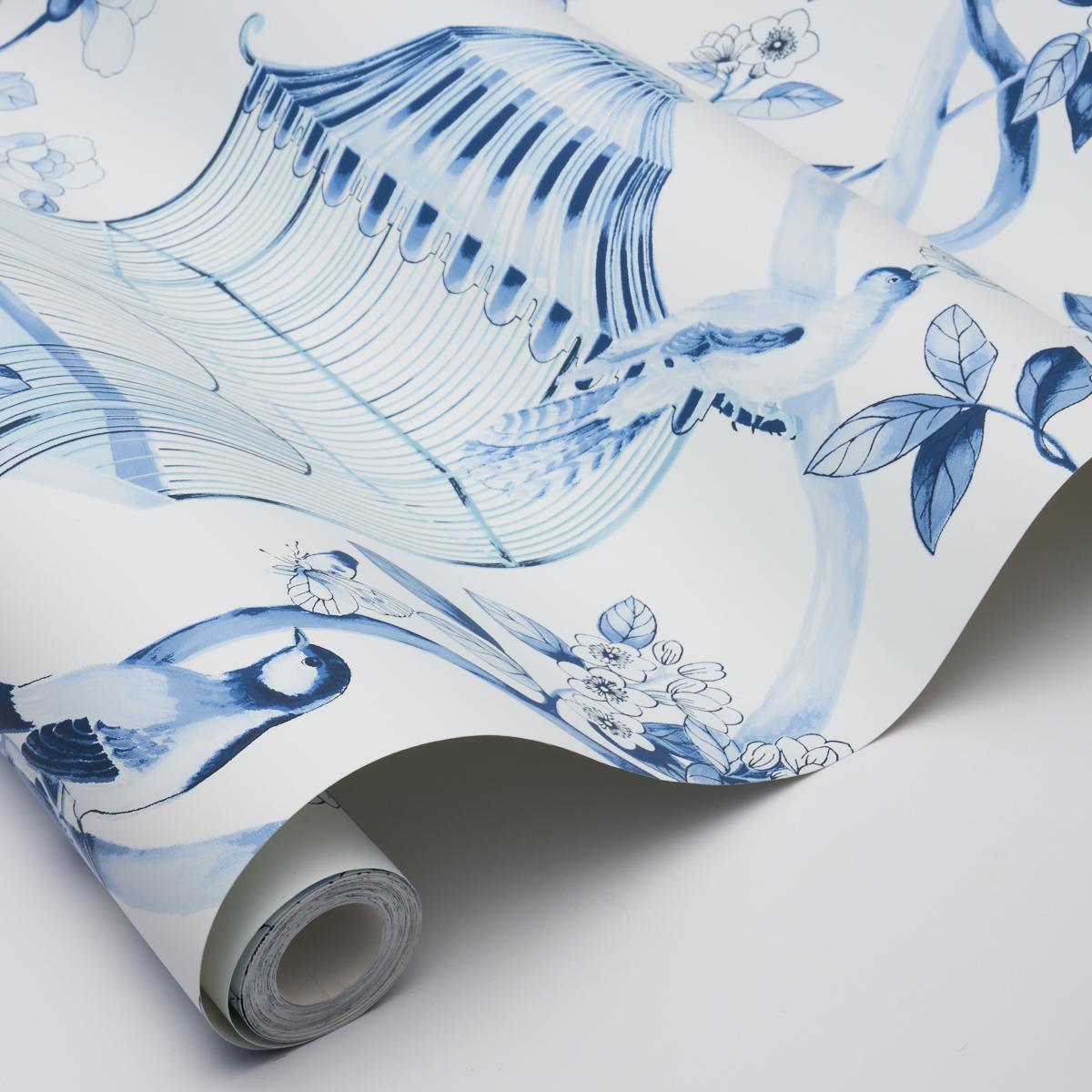 Schumacher Oiseaux Et Fleurs Porcelain Wallpaper