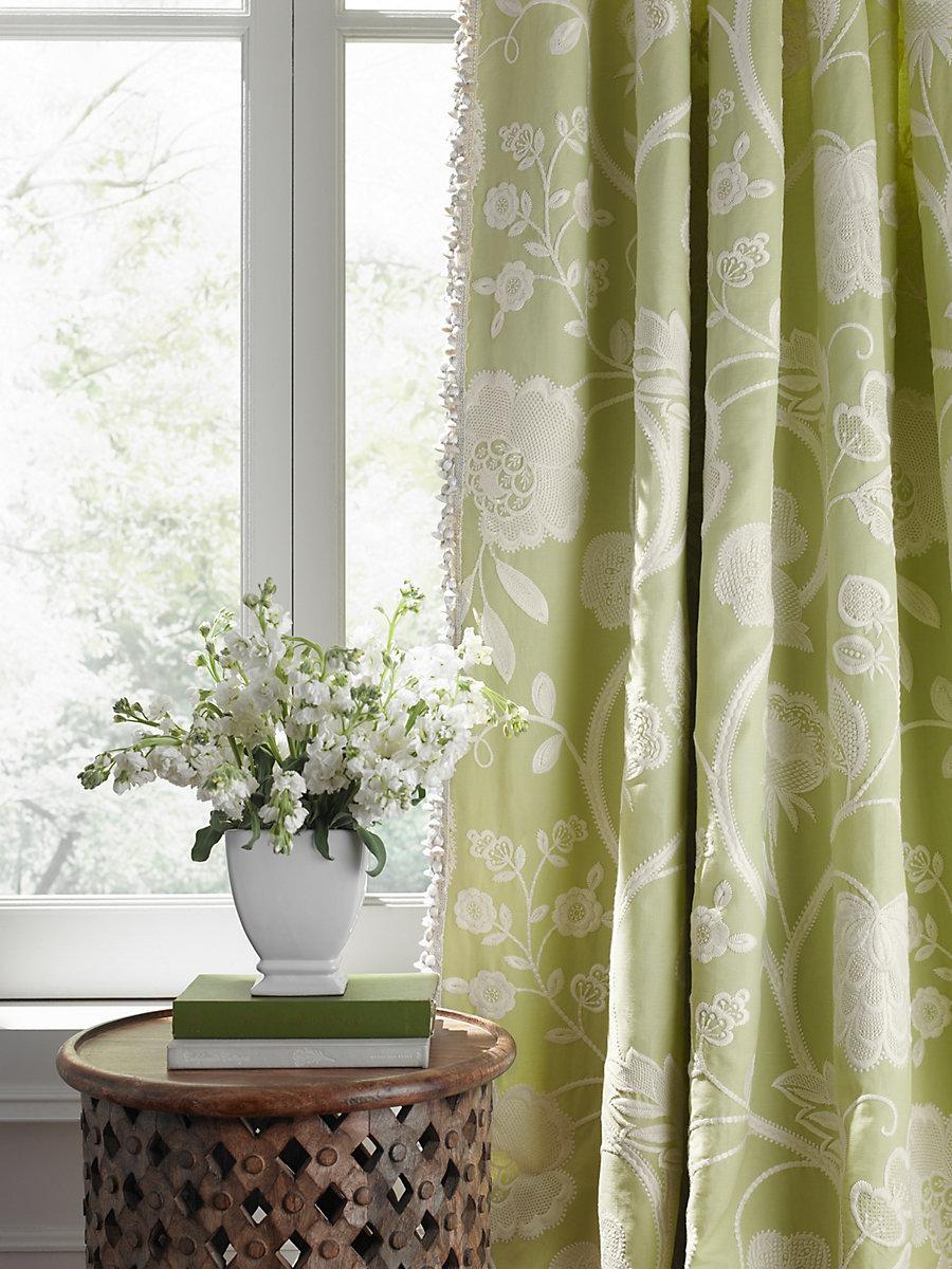 Scalamandre Newport Tassel Fringe Leaf Trim