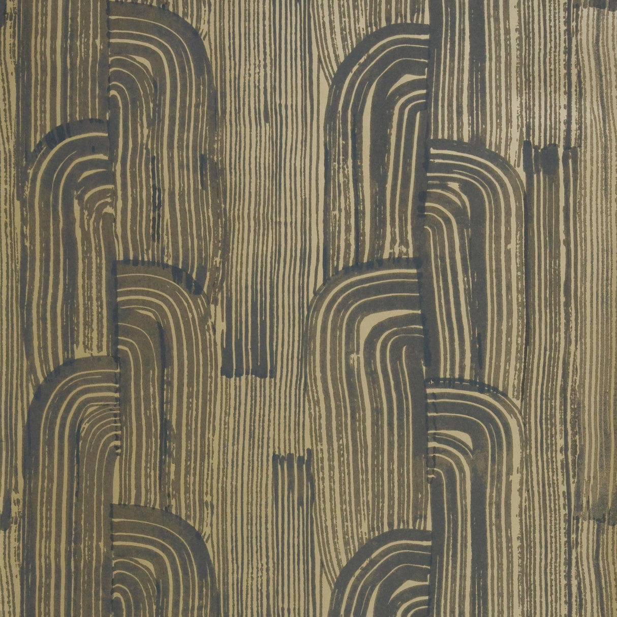 Lee Jofa CRESCENT PAPER EBONY/GOLD Wallpaper