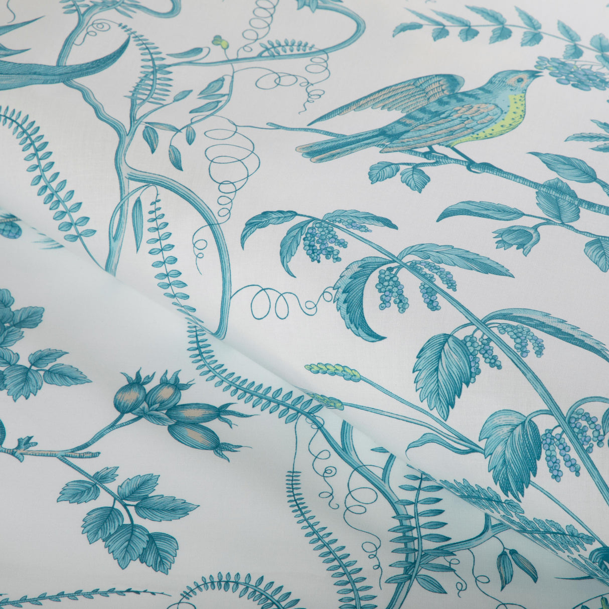 Brunschwig & Fils BIRD AND THISTLE COTTON PRINT AQUA Fabric