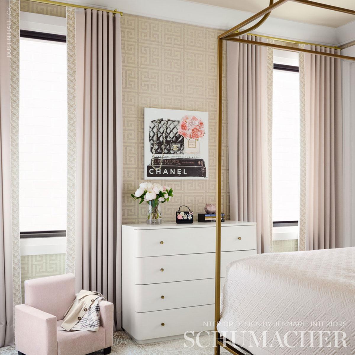 Schumacher Greek Key Sisal Silver Wallpaper – DecoratorsBest