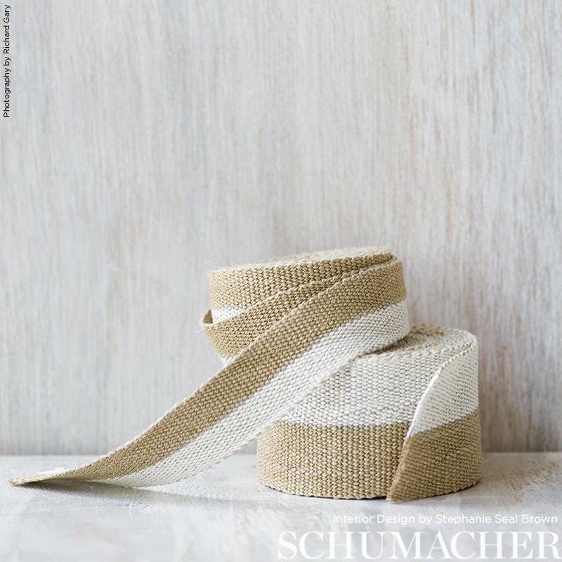 Schumacher White & Gold Modern Neutral Iii Narrow Tape