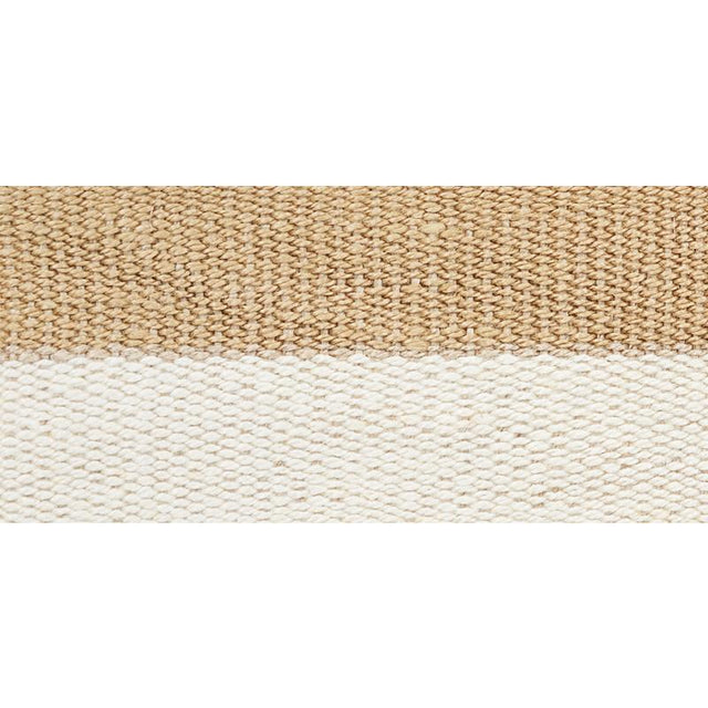 Schumacher White & Gold Modern Neutral Iii Medium Tape