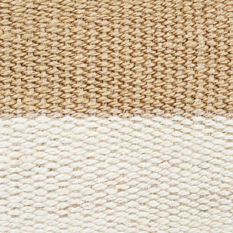 Schumacher White & Gold Modern Neutral Iii Medium Tape