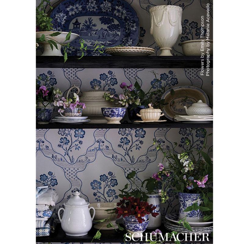 Schumacher Marella Delft Wallpaper – DecoratorsBest