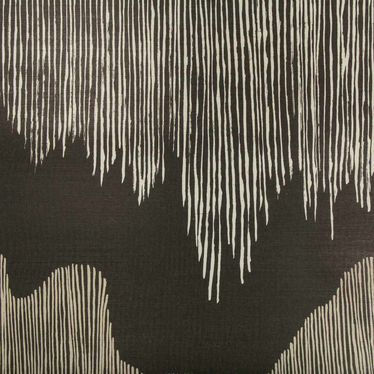 Lee Jofa CASCADIA PAPER NOIR Wallpaper