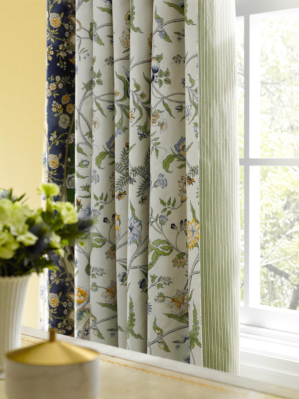 Brunschwig & Fils MENARS BORDER II MARINE Fabric