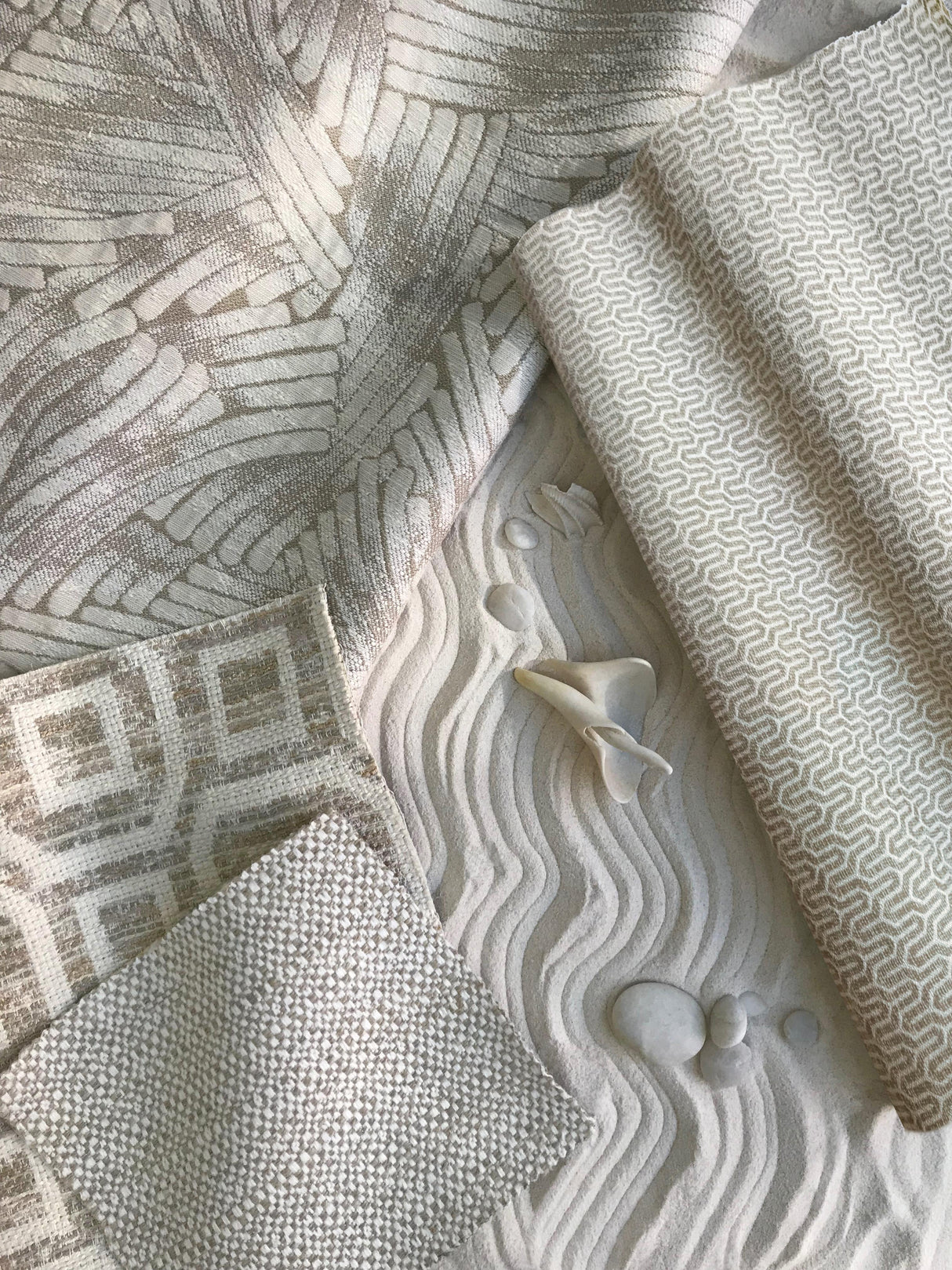 Kravet DESIGN 35676 16 Upholstery Fabric