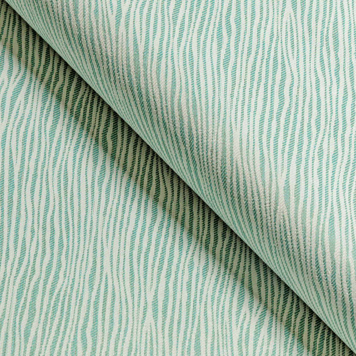Kravet STRINGER SPA Upholstery Fabric