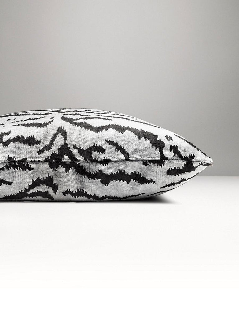 Scalamandre TIGRE OFF-WHITE & BLACK Pillow