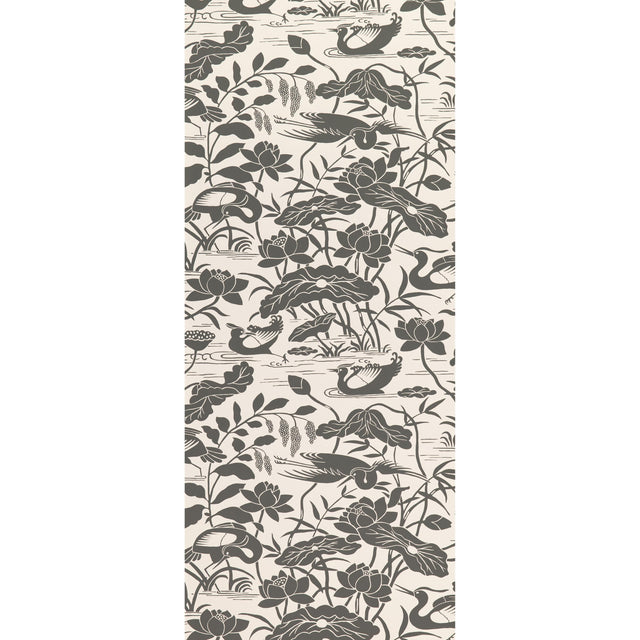 G P & J Baker HERON & LOTUS FLOWER BLACK/WHITE Wallpaper