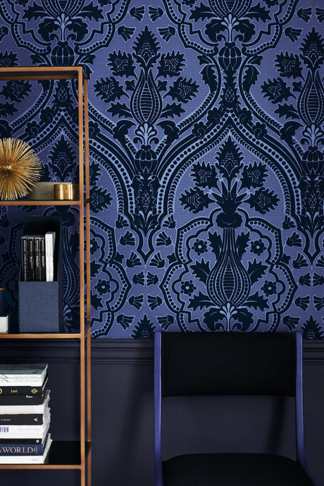 Cole & Son PUGIN PALACE FLOCK HYACIN Wallpaper