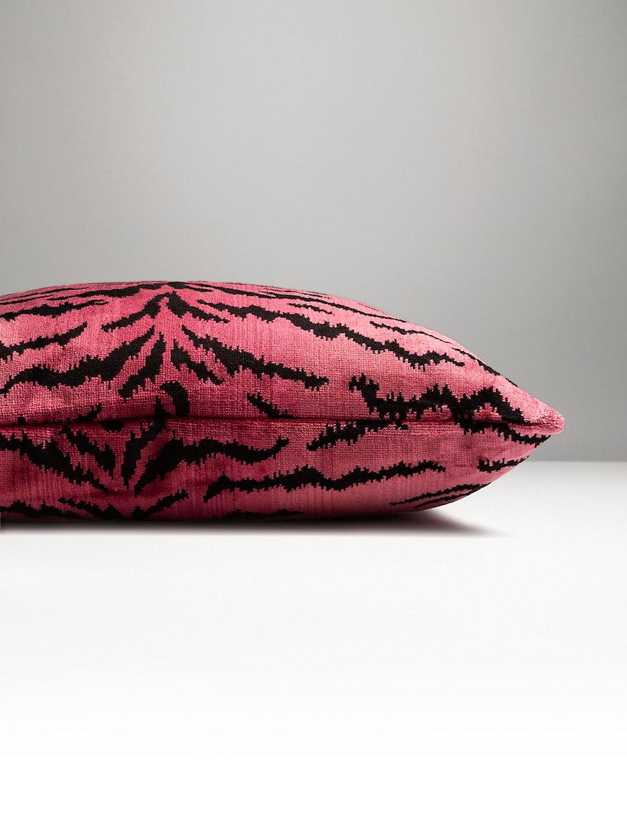 Scalamandre Tigre 22 X 22 - Reds & Black Decorative Pillow