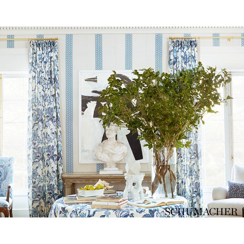 Schumacher Huntington Gardens Bleu Marine Fabric