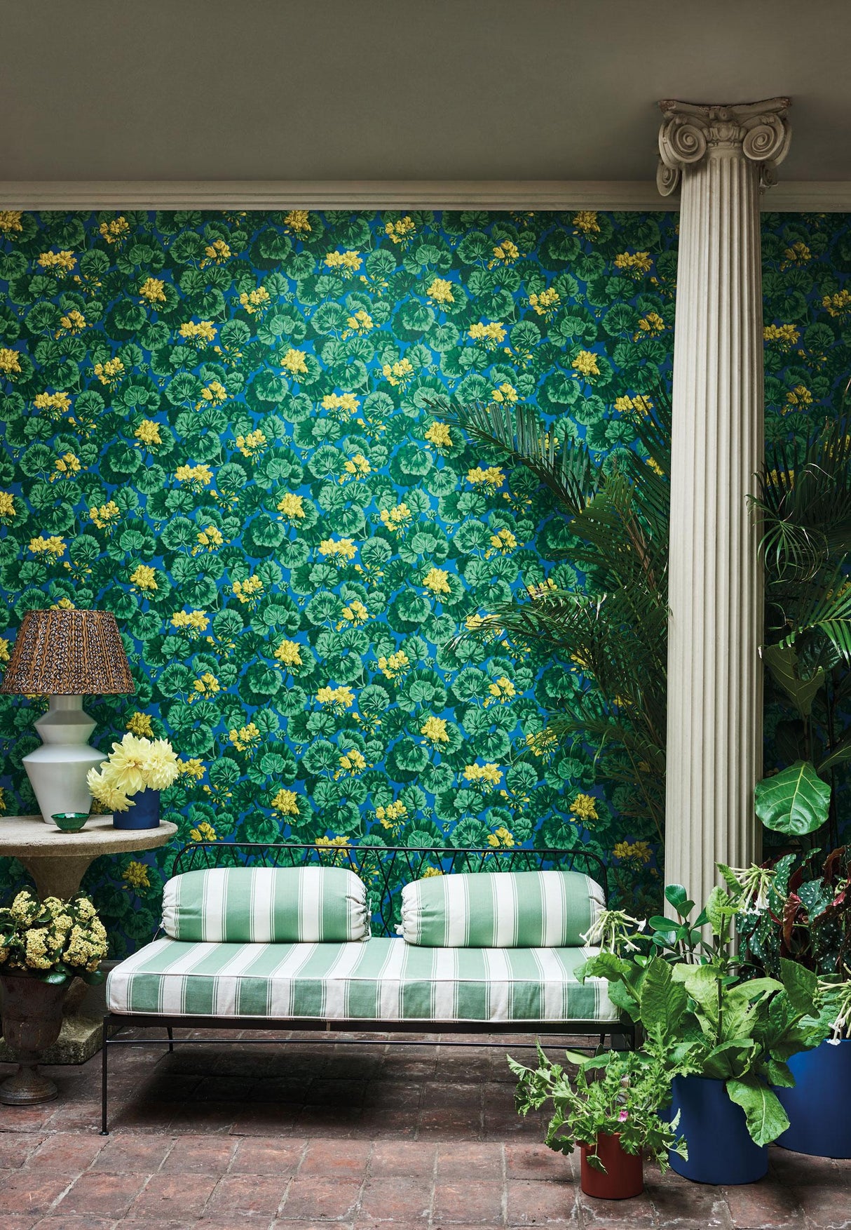 Cole & Son GERANIUM LEMON/FOREST GREEN/ELECTRIC BLUE Wallpaper