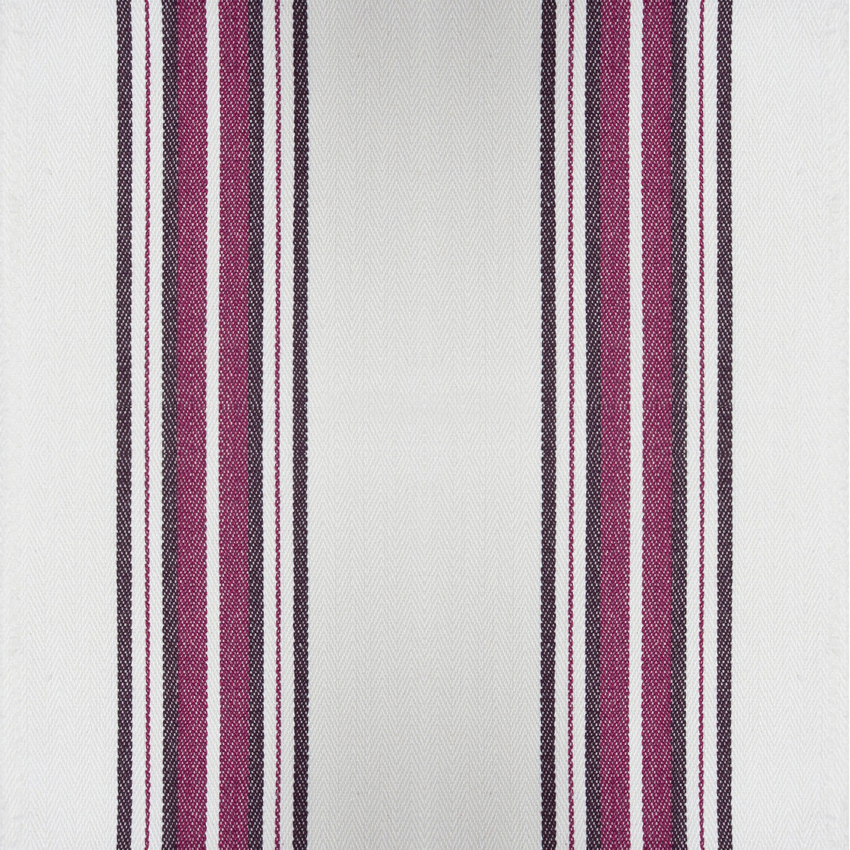 Gaston Y Daniela NUEVA YORK VINO Fabric