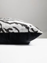 Scalamandre Tigre/Velvet 22 X 22 - Off-White & Black / Black Decorative Pillow