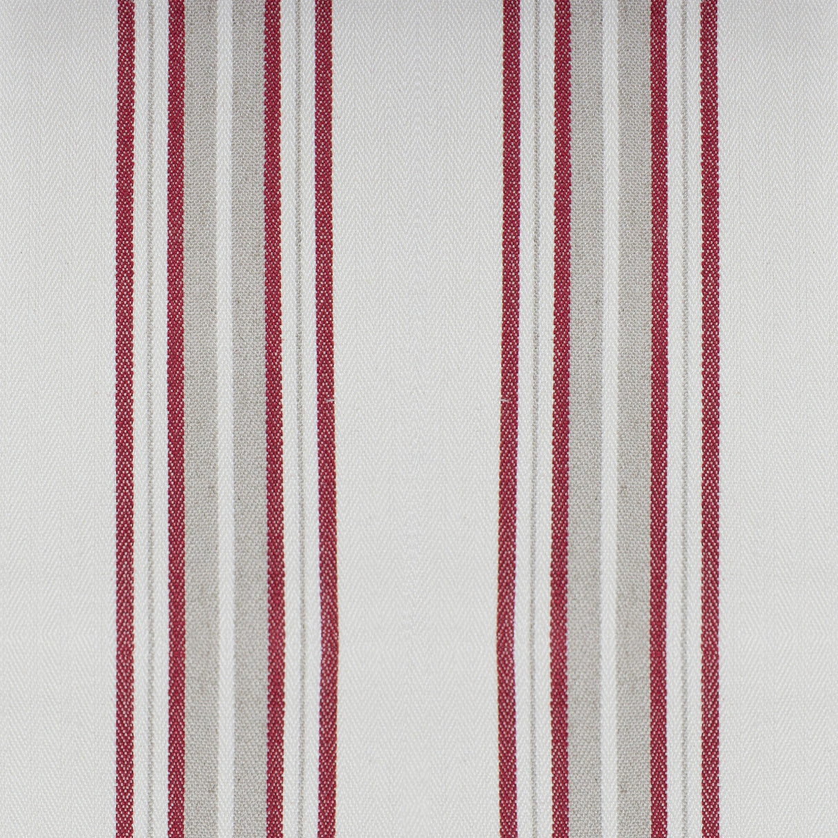 Gaston Y Daniela NUEVA YORK ROJO Fabric