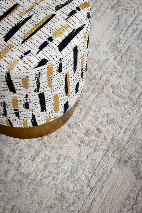 Gaston Y Daniela VASCO 001 Upholstery Fabric