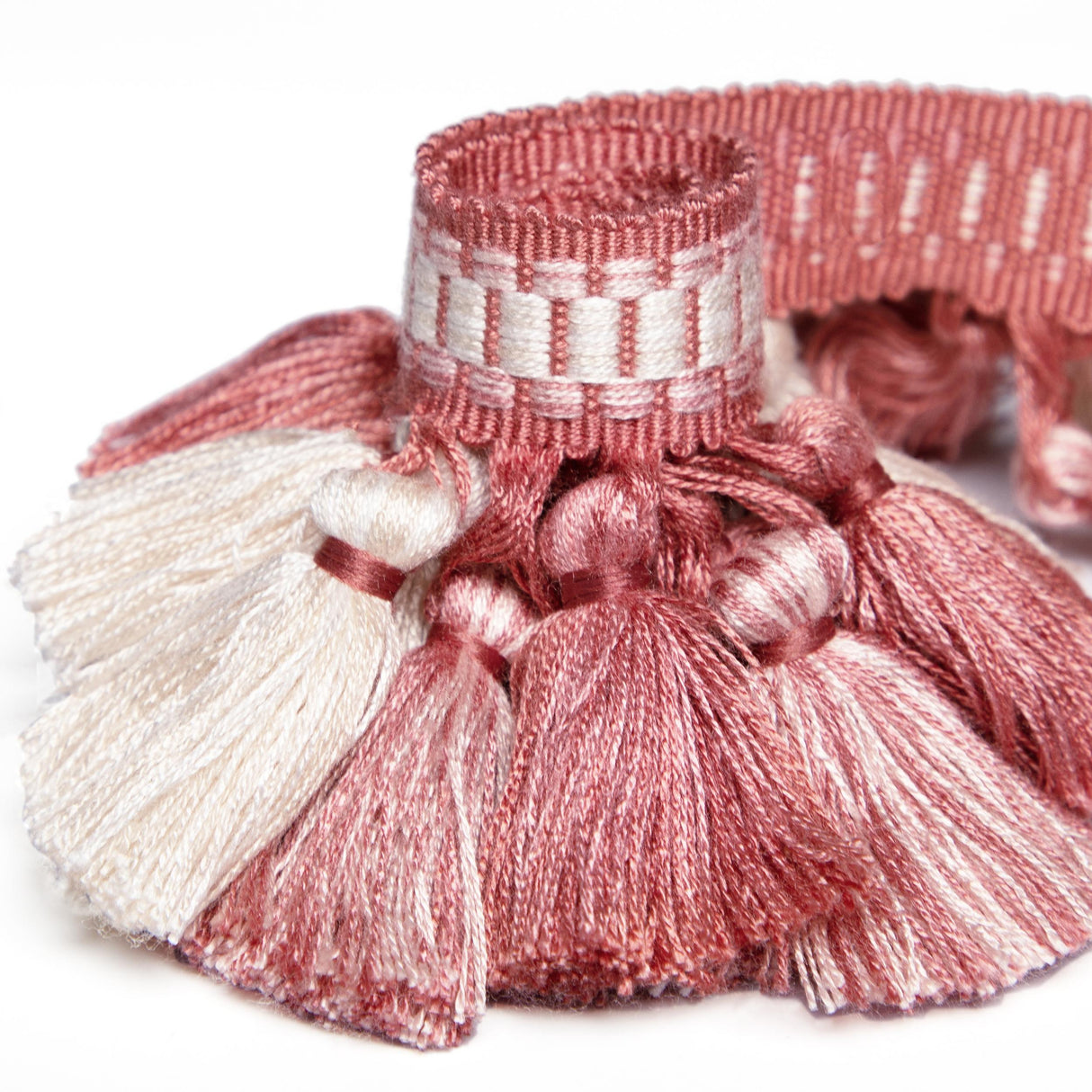 Brunschwig & Fils ANDRE TASSEL FRINGE PETAL Trim