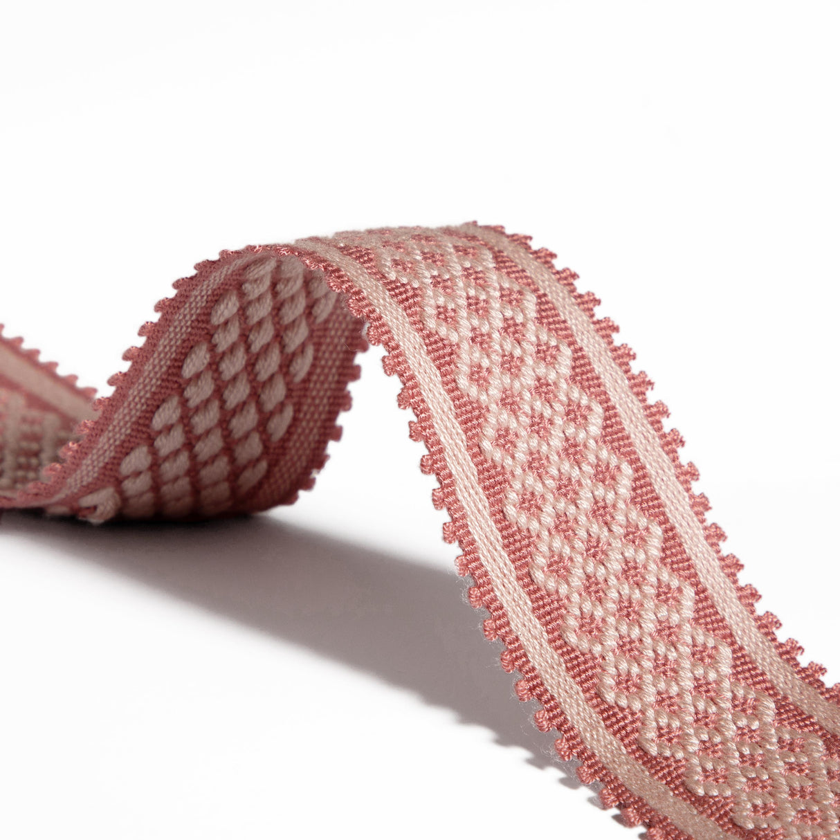 Brunschwig & Fils BASTILLE BRAID PETAL Trim