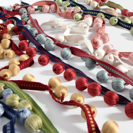 Brunschwig & Fils CLAUDE BALL FRINGE LEAF Trim