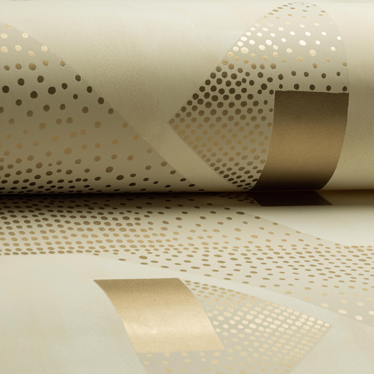 Brunschwig & Fils LE TONNERRE BEIGE Wallpaper