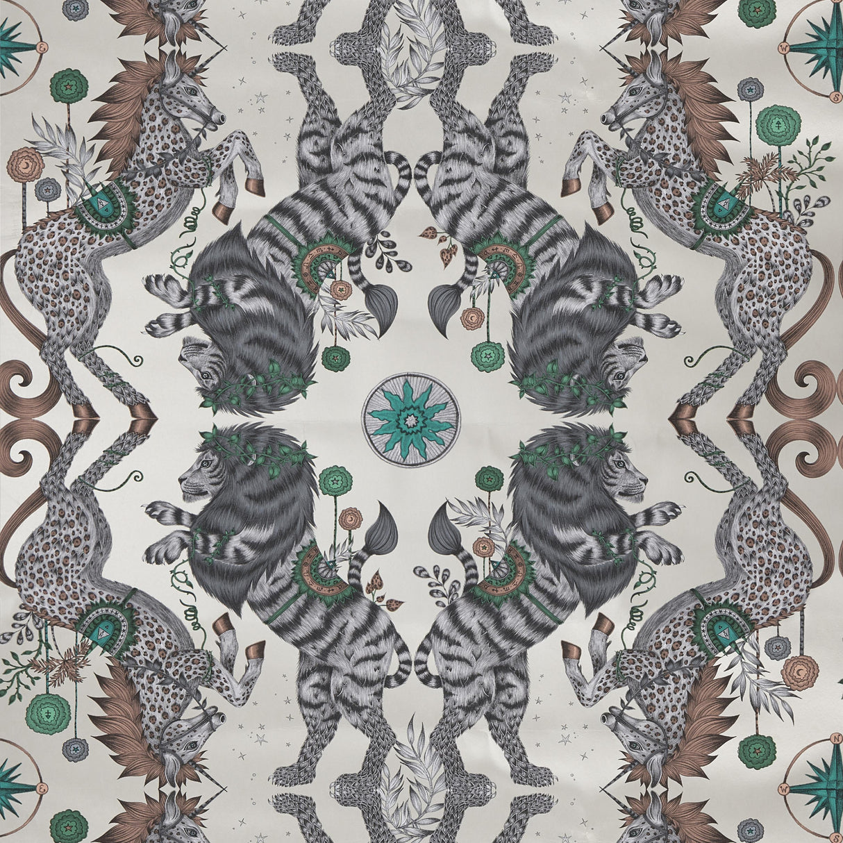 Clarke & Clarke CASPIAN WP GILVER Wallpaper