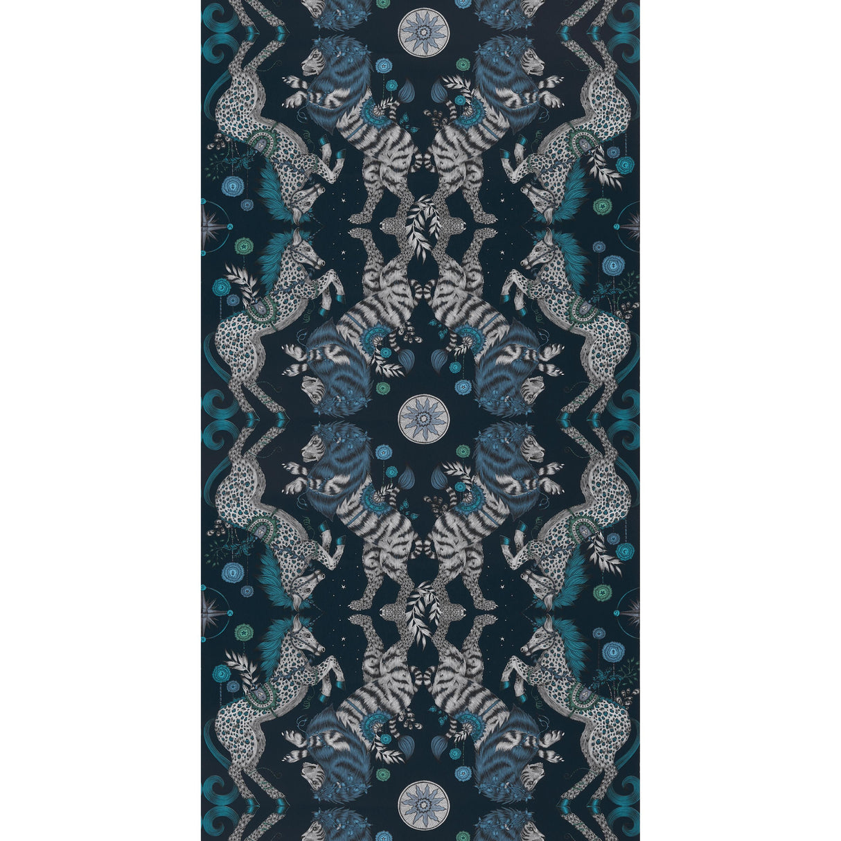 Clarke & Clarke CASPIAN WP NAVY Wallpaper