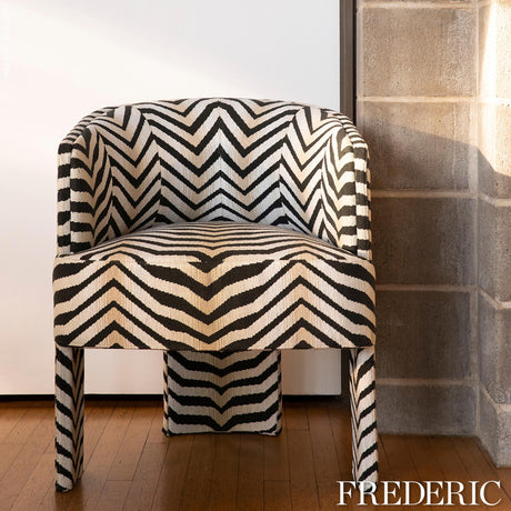 Schumacher Arcure Pingl Zebra Black Fabric