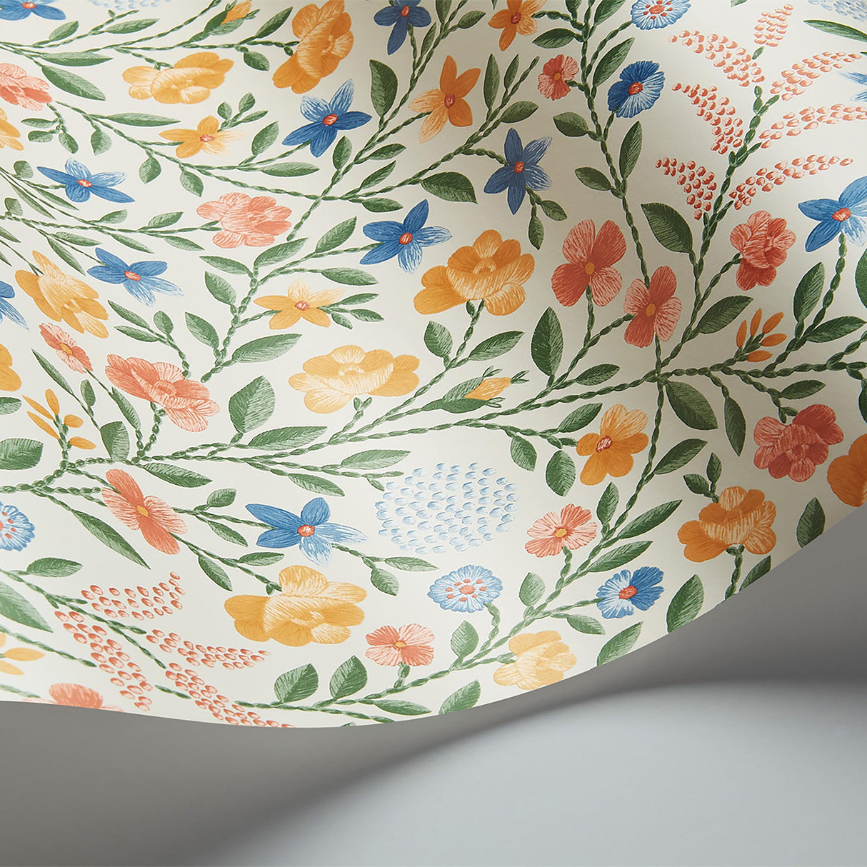 Cole & Son COURT EMBROIDERY CORAL Wallpaper