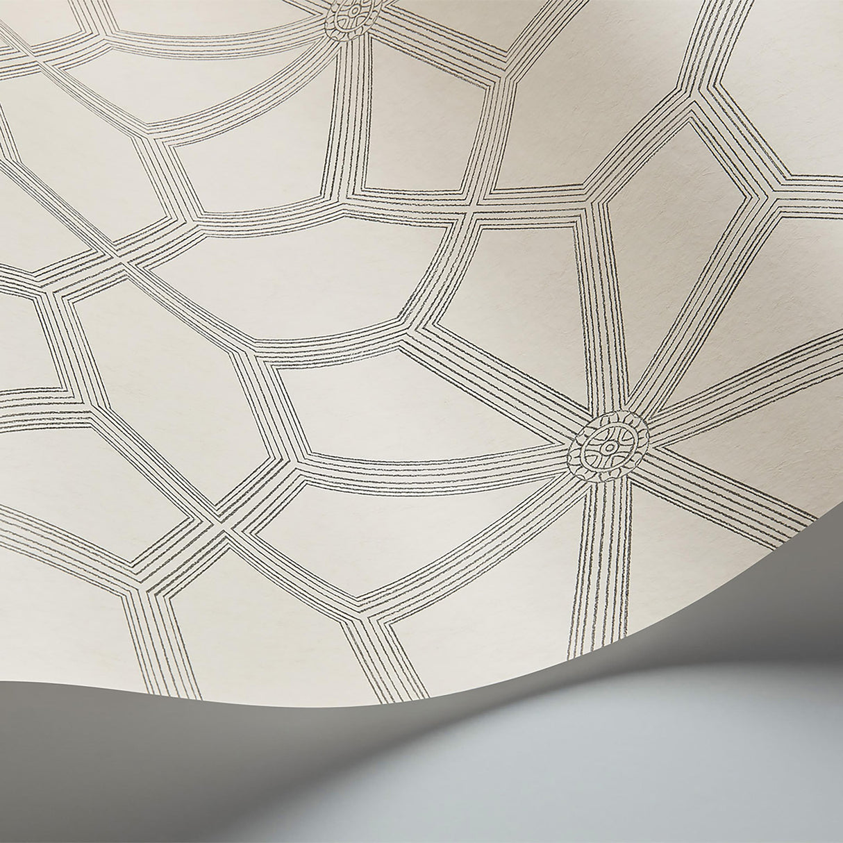 Cole & Son WOLSEY STARS SOOT ON SNOW Wallpaper