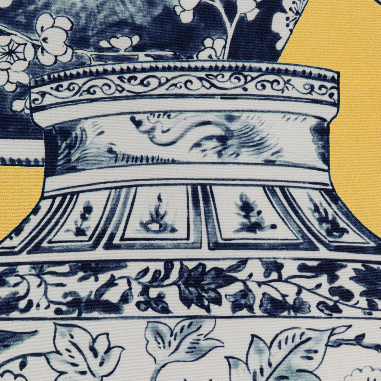 Lee Jofa PANDAN PRINT MAIZE/BLUE Fabric