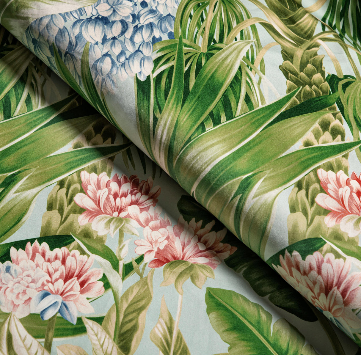 Lee Jofa CALUYA PRINT MULTI Fabric