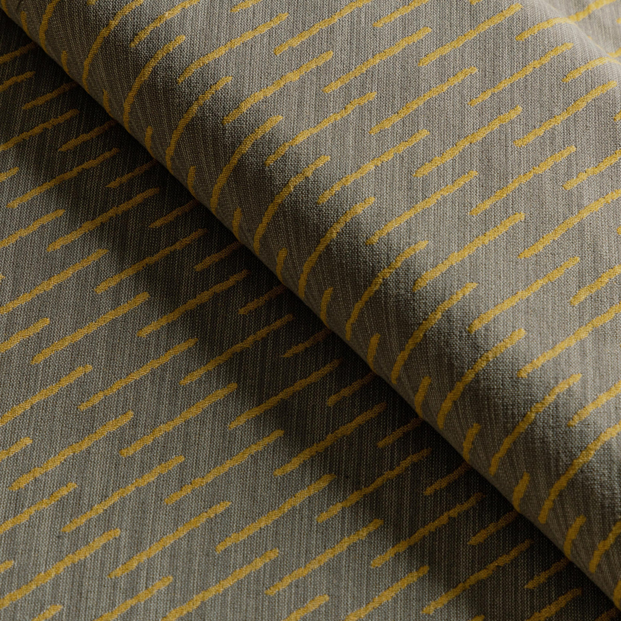 Lee Jofa ESKER WEAVE COIN/TAUPE Upholstery Fabric