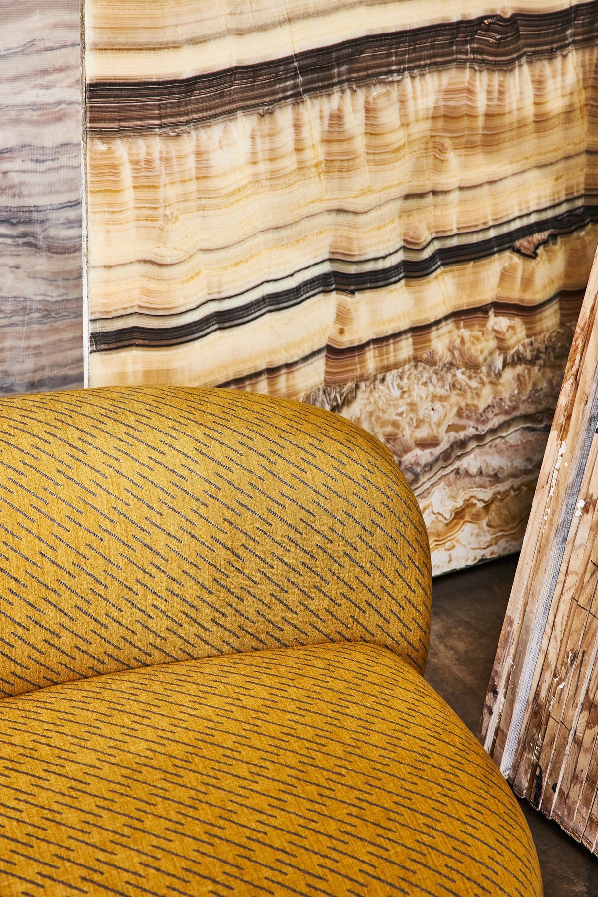 Lee Jofa ESKER WEAVE COIN/TAUPE Upholstery Fabric