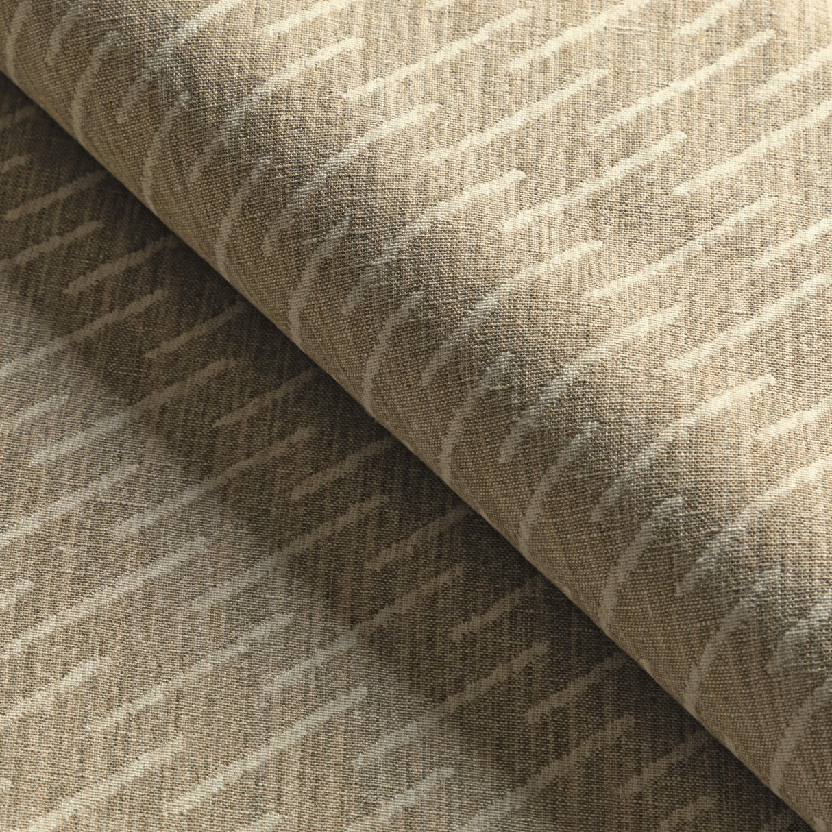 Lee Jofa ESKER WEAVE BUFF Upholstery Fabric
