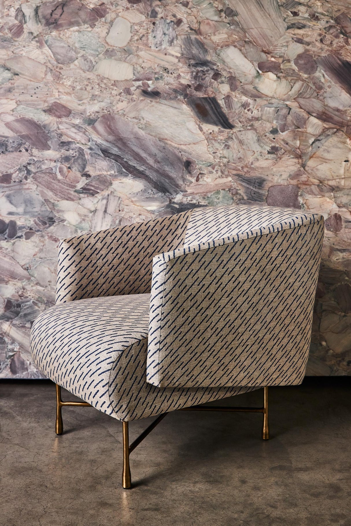 Lee Jofa ESKER WEAVE EBONY/IVORY Upholstery Fabric