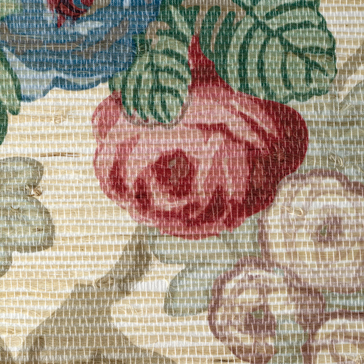 Lee Jofa AVONDALE PAPER ROSE/GOLD Wallpaper