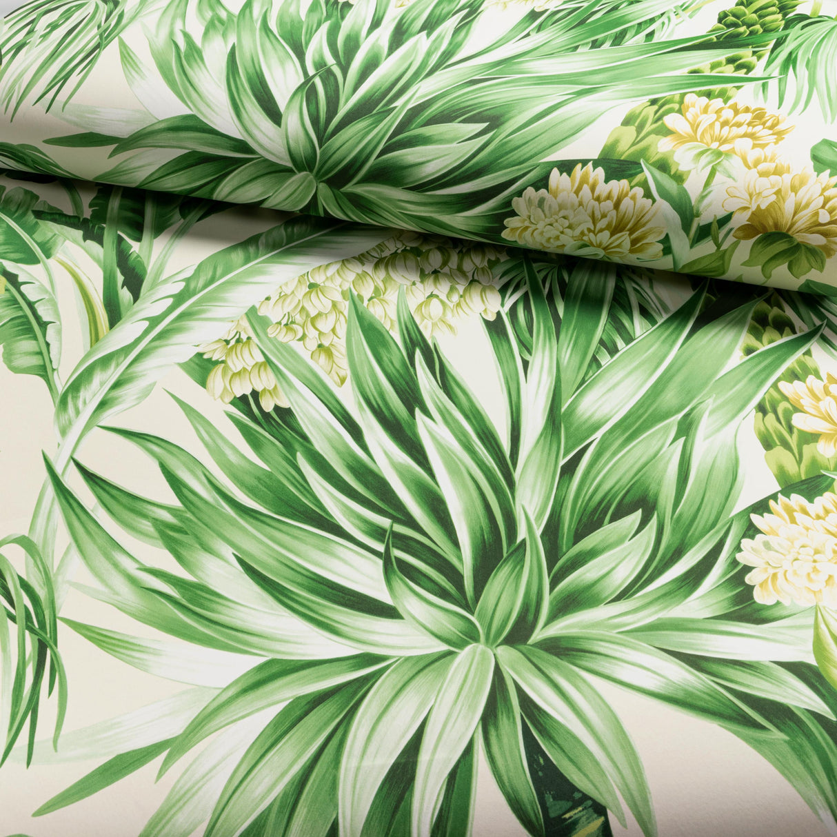 Lee Jofa CALUYA PAPER PALM Wallpaper