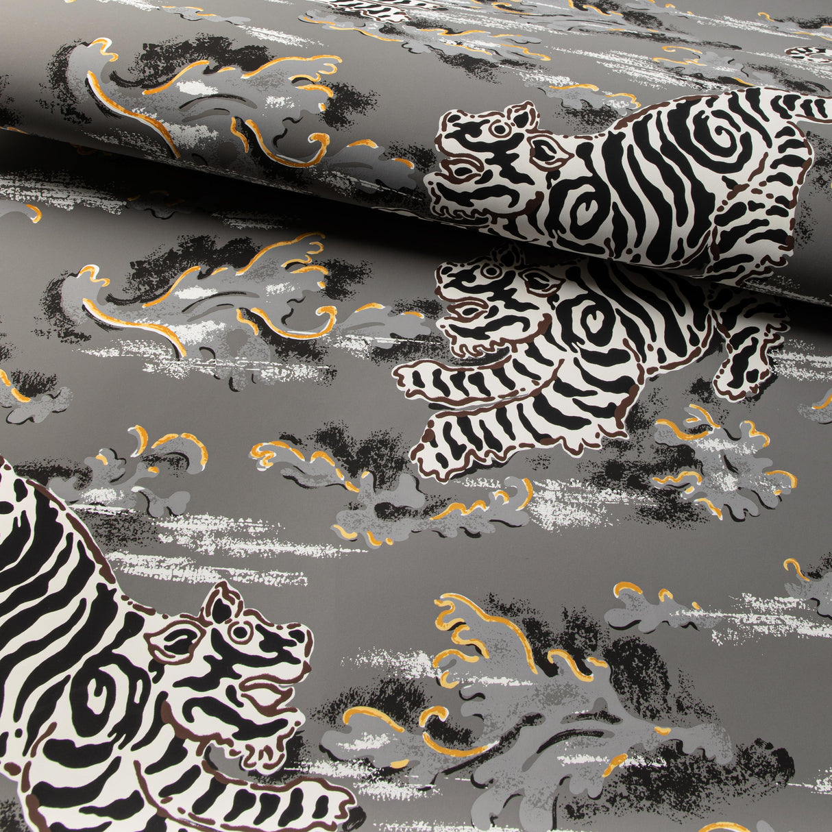 Lee Jofa BONGOL PAPER CHARCOAL Wallpaper