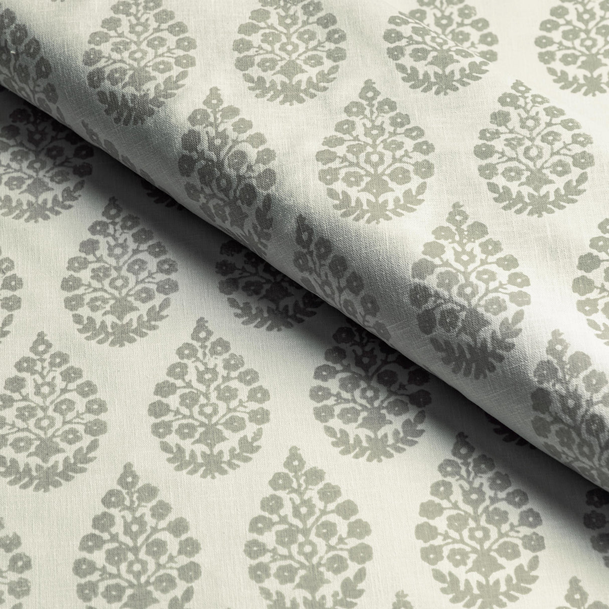Kravet BASICS TAJPAISLEY 11 Fabric