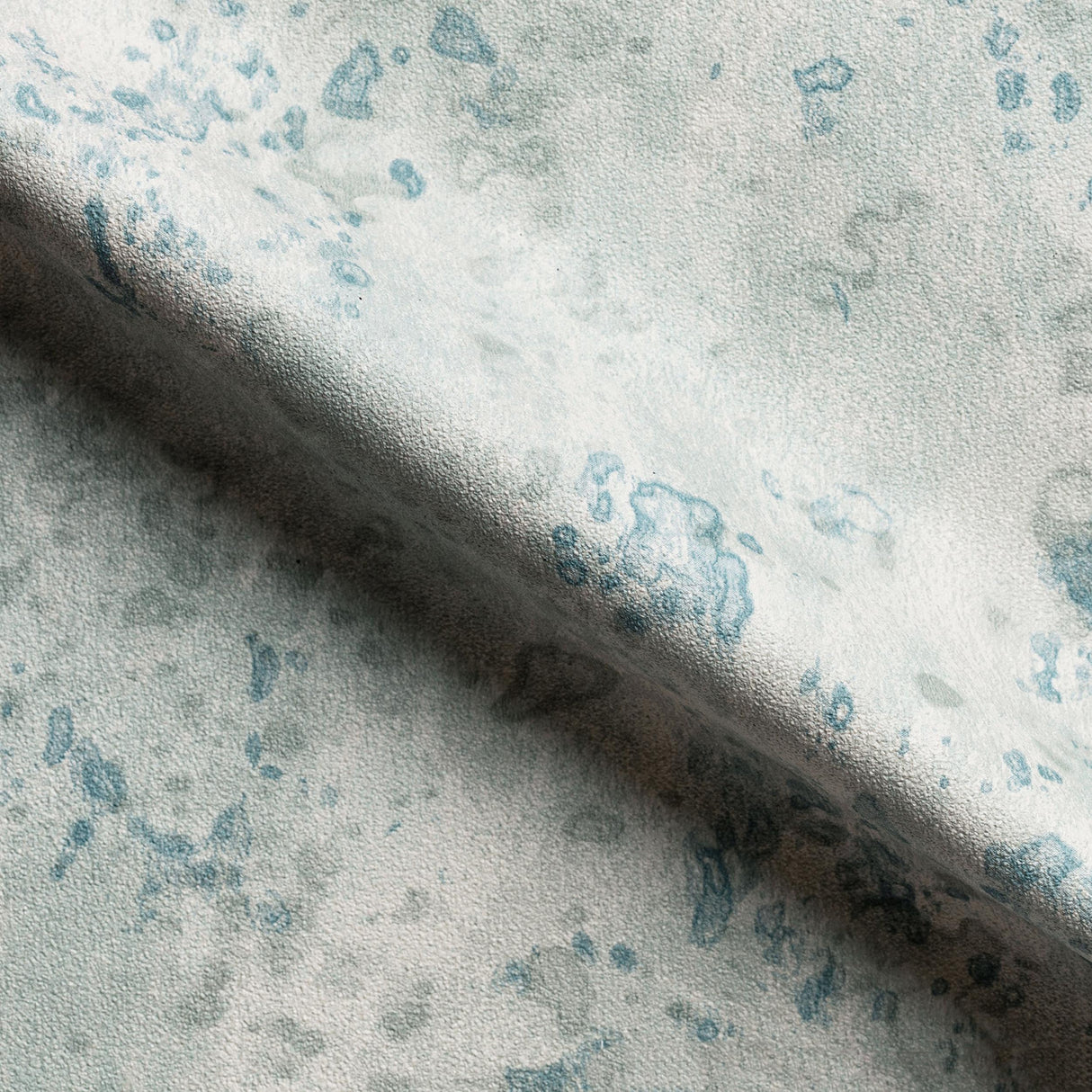 Kravet DESIGN W3655 1516 Wallpaper