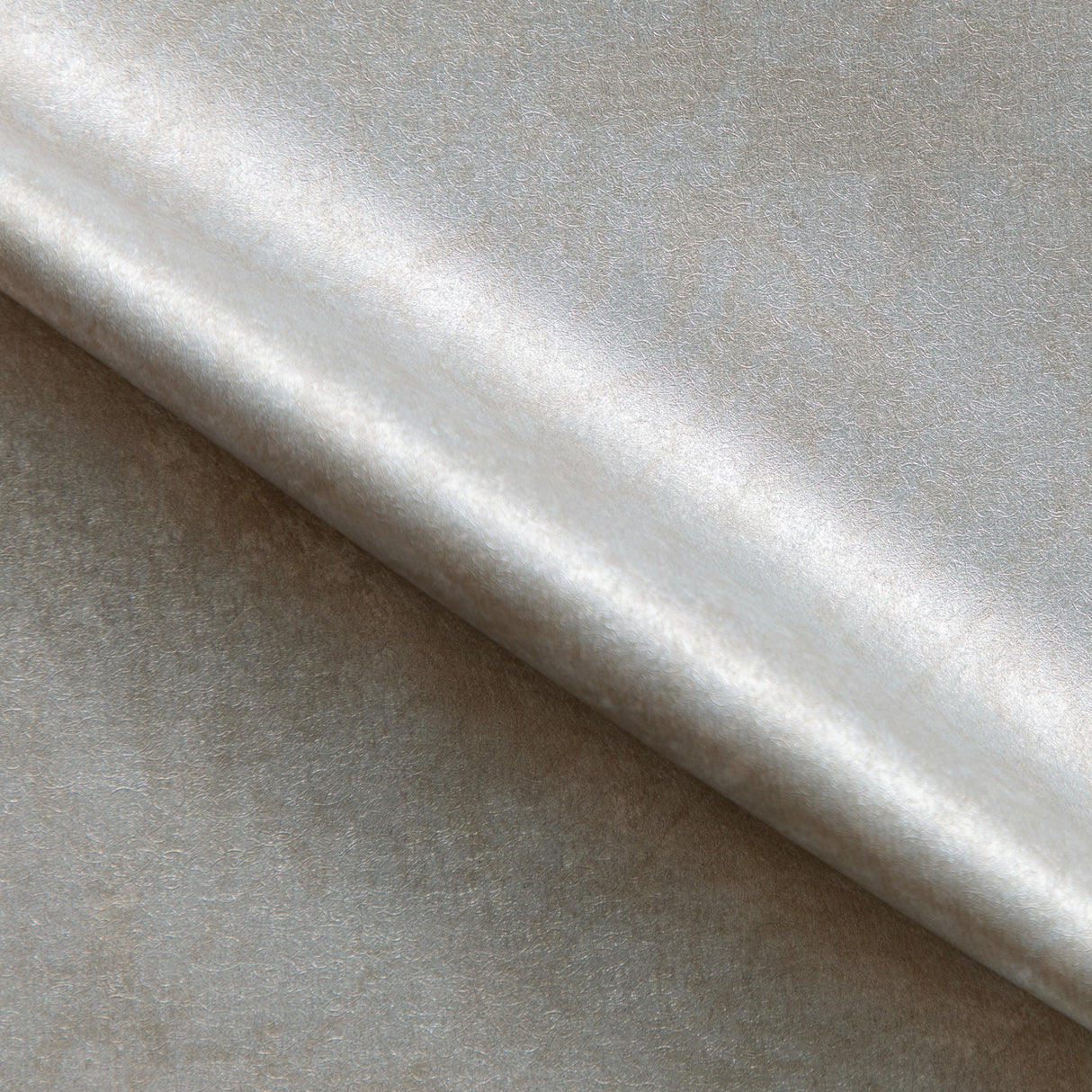 Kravet DESIGN W3679 11 Wallpaper