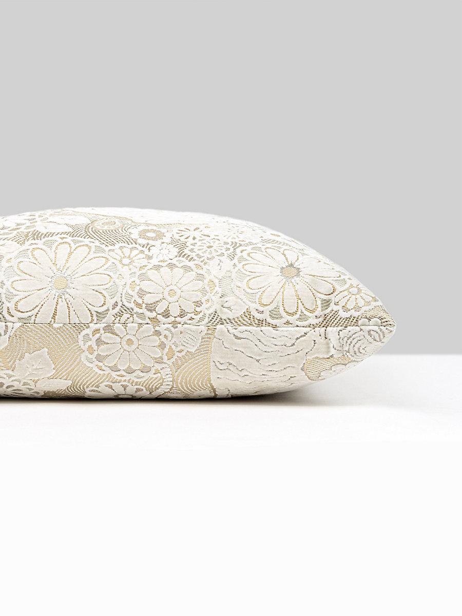Scalamandre Siberian Tiger 22 X 22 - White Tawny Decorative Pillow
